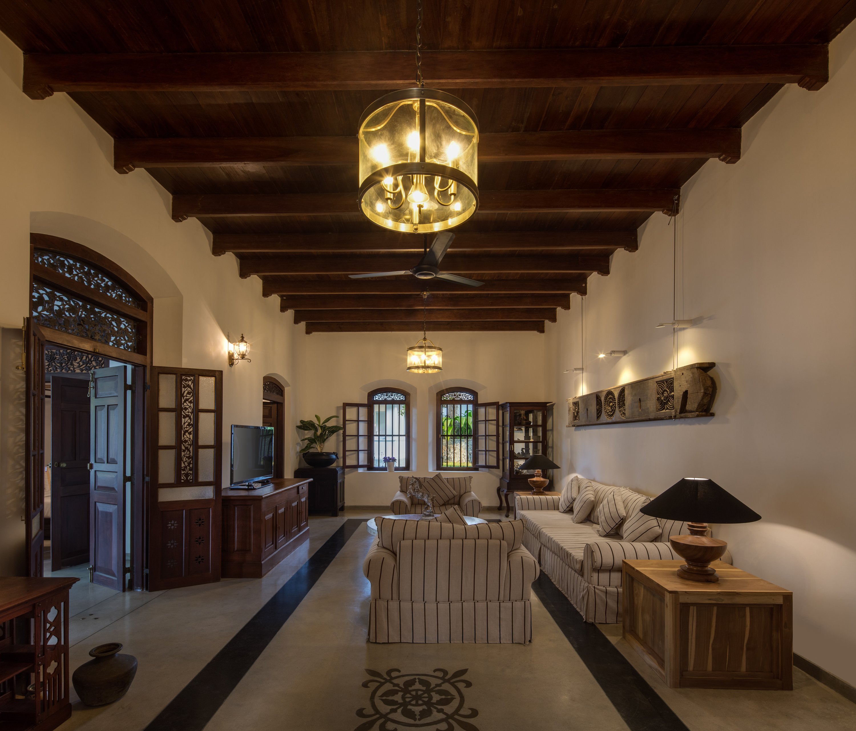 ARCHITECTURAL - RIVER HOUSE